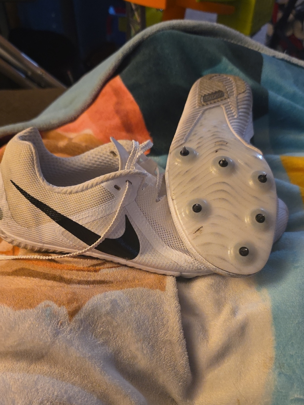 Nike Men’s White Track Spikes with Black Swoosh